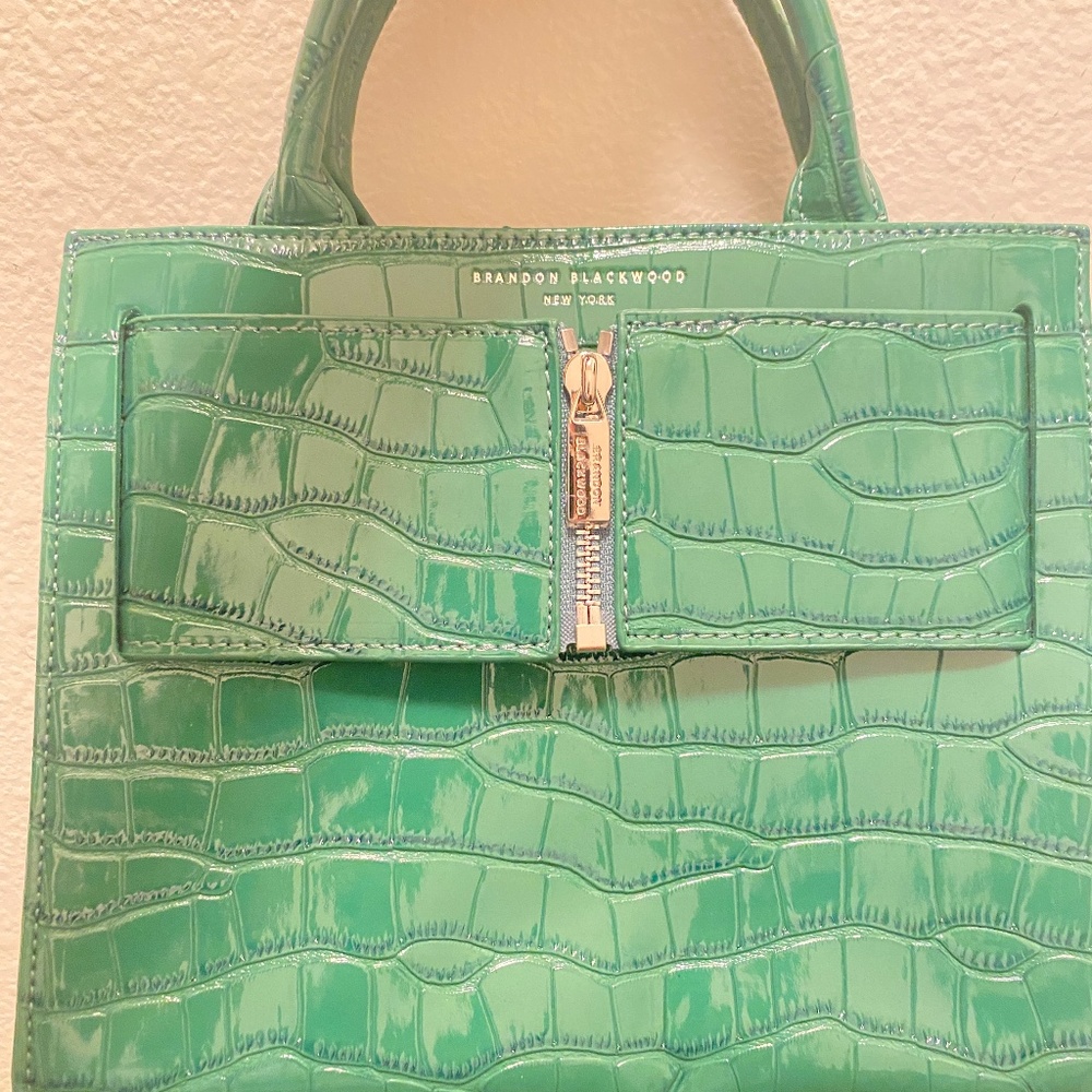 B. Blackwood green purse